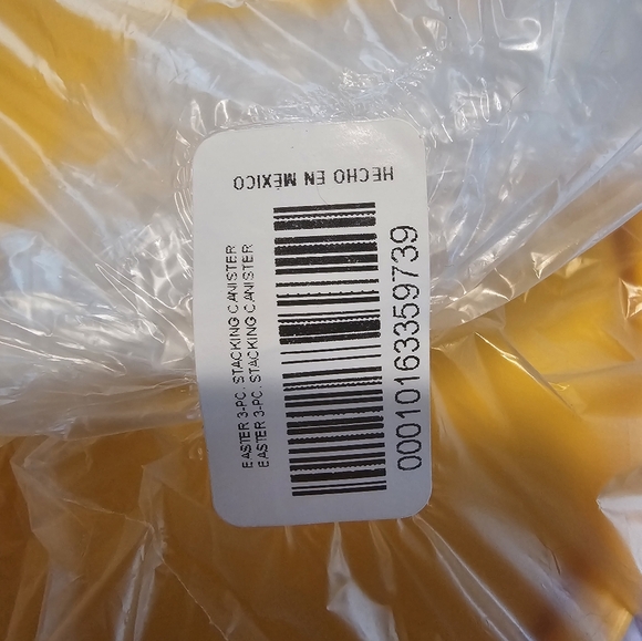 Tupperware easter canisters - Picture 4 of 4